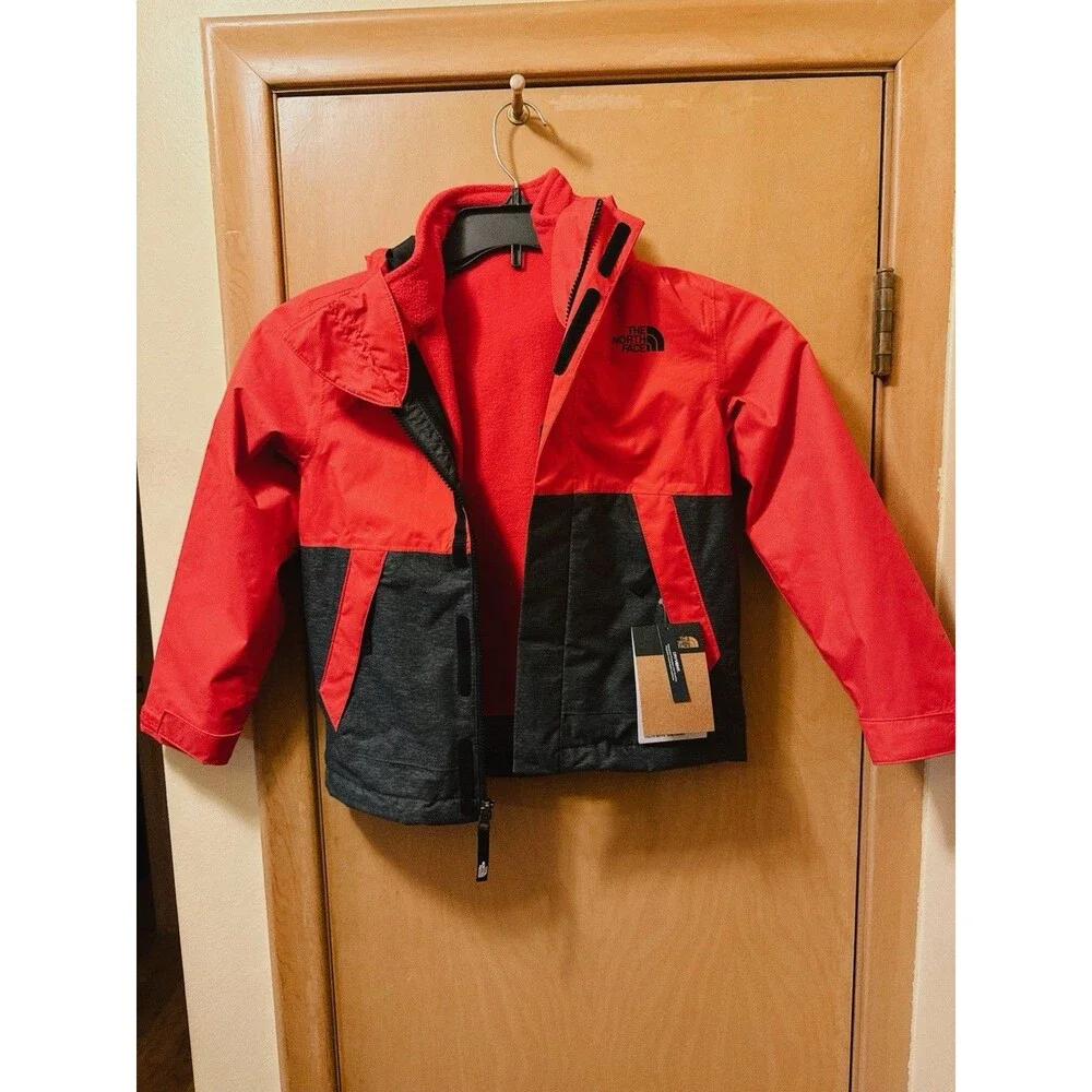 THE NORTH FACE Boy's XS/ Vortex Triclimate Fiery Red NWT